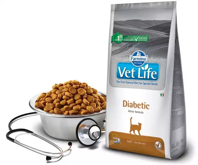Kup teraz FARMINA Vet Life Diabetic naturalna karma weterynaryjna dla kotów chorych na cukrzycę 400g, 2kg i 10kg
