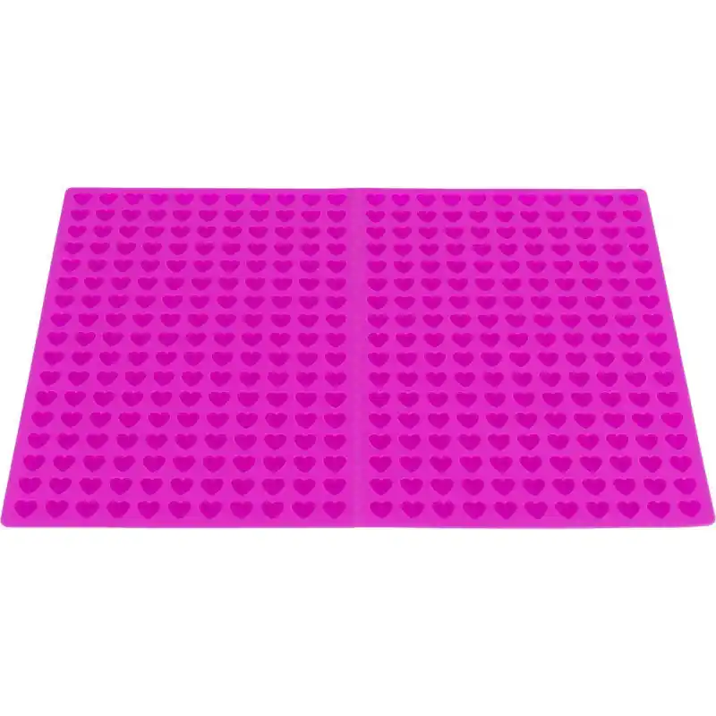 Cena promocyjna Trixie Mata z silikonu do pieczenia przekąsek 38x28cm serca