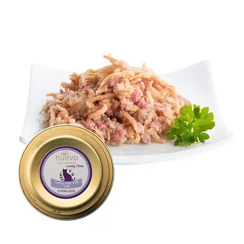 Hit cenowy Nuevo Adult Sterilized filet z indyka z cielęciną oraz olejem lnianym tacka 80g